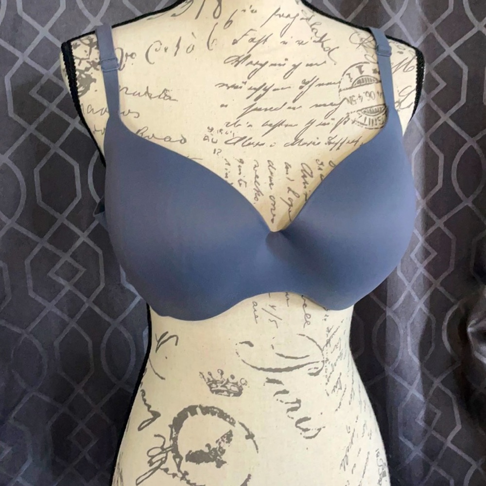 Women’s Victoria’s Secret Bra
